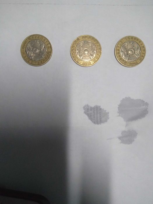 Обменяю монету номиналом в 100 теңге