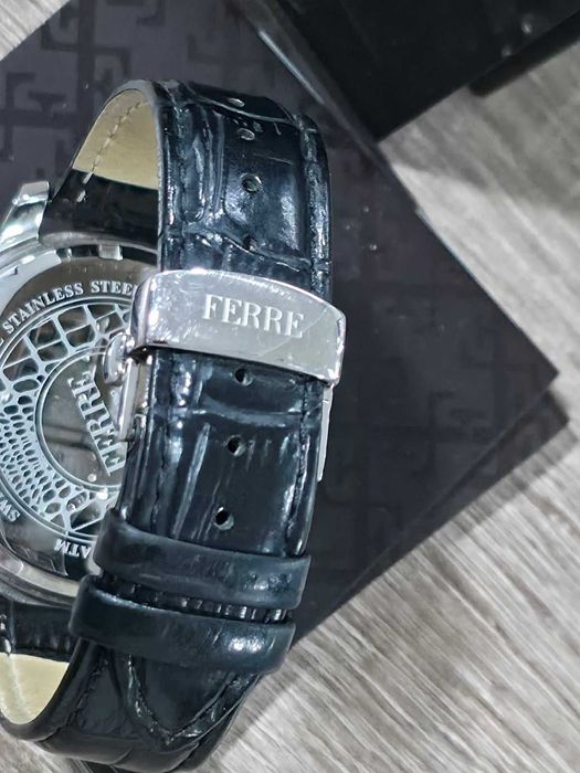 Мъжки часовник FERRE Milano