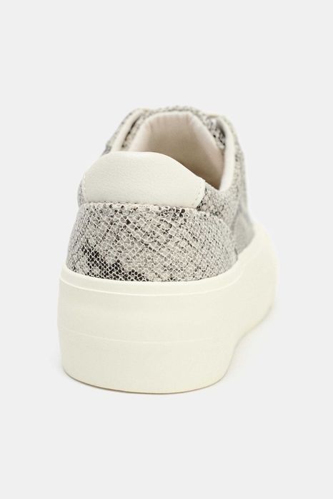 Дамски Кецове ZARA Animal Print (НОВИ) 38 номер