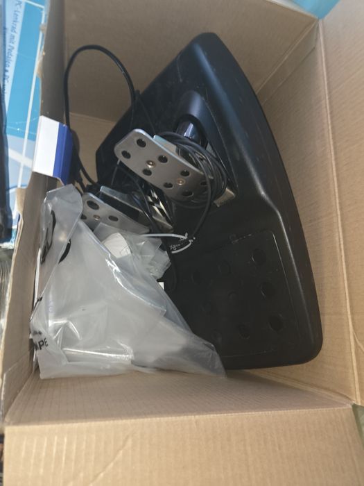 Волан Logitech G29 + педали + шифтър