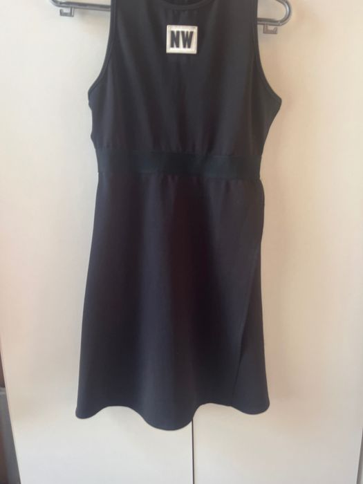 Рокля на negative/pause