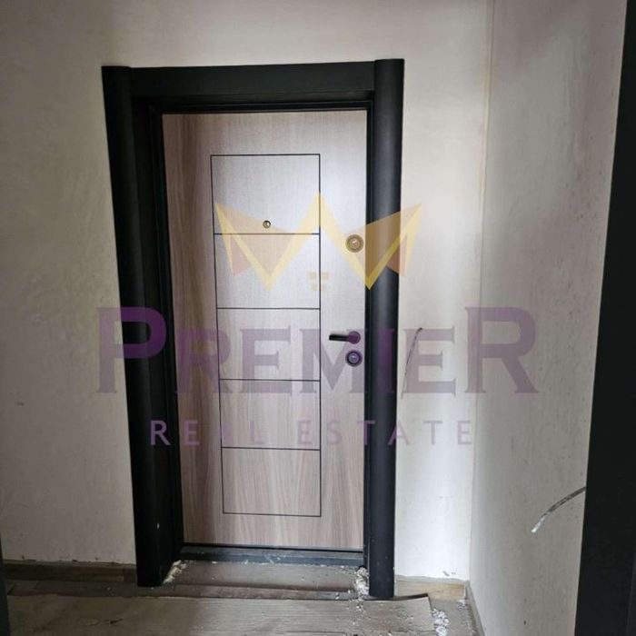 Продава се Тристаен апартамент в Бургас, Меден рудник - зона Б - 96 кв.м за 1011 €/кв.м - Снимка #1