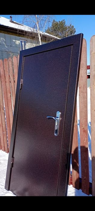 Металлические двери, изготовление.