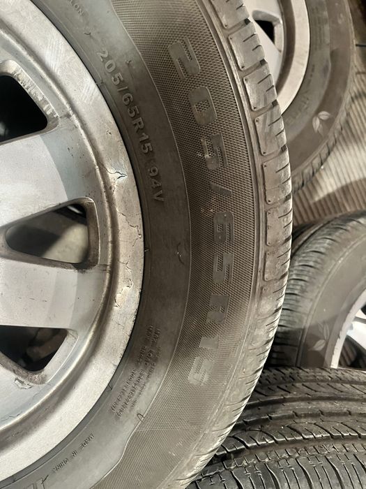Продам диски с резиной R15