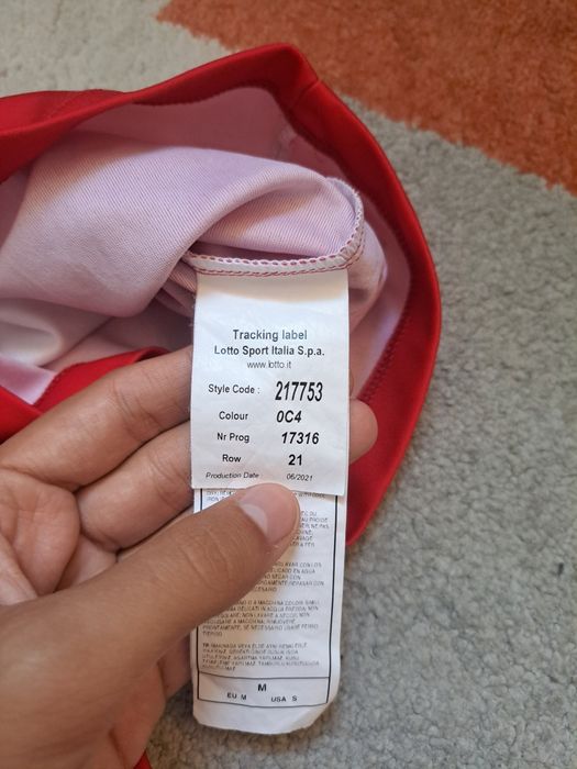 Oригинална футболна фланелка на AC Monza.