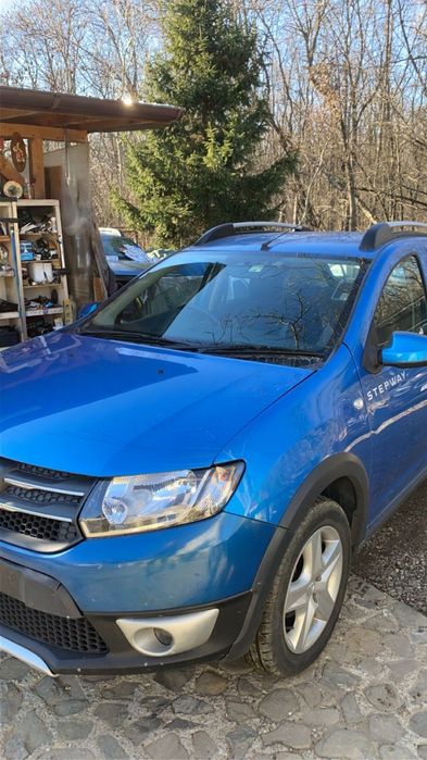 Dezmembrari bara usa capota aripa lampa far airbag sandero stepway 201