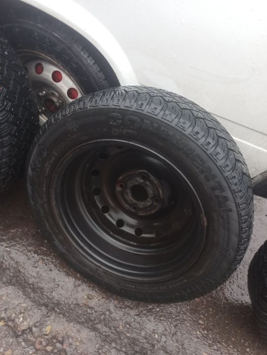 Шины Continental Германия. Размер 185/65/15.оригинал. с дисками.