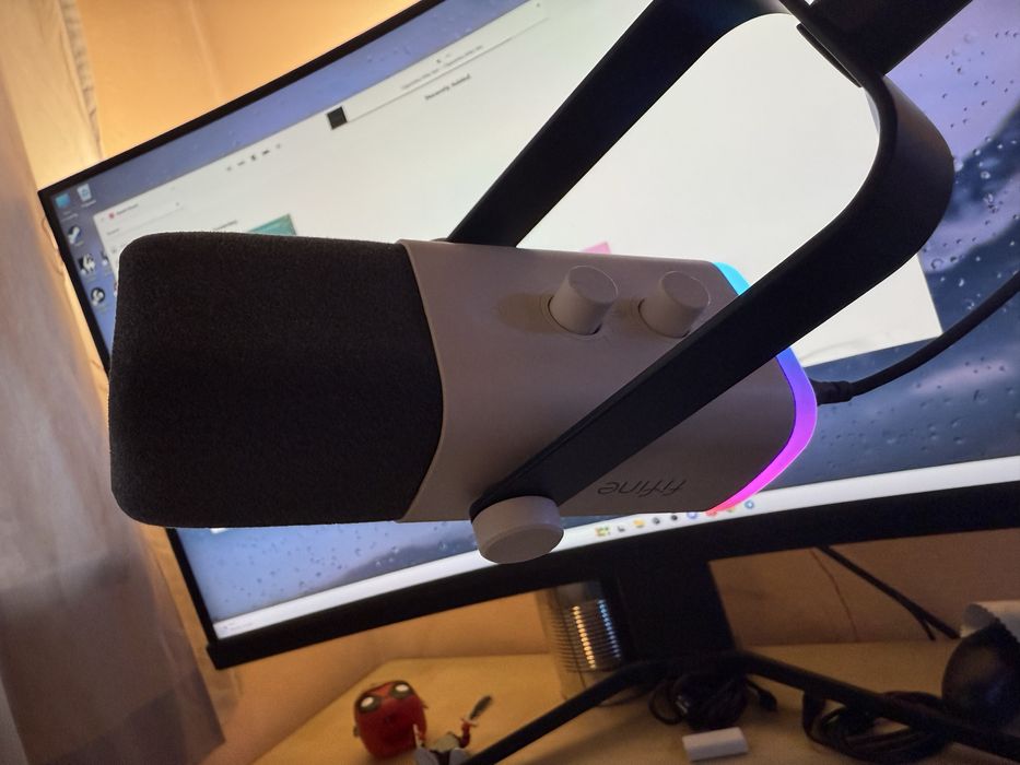 Микрофон: «Fifine am8”