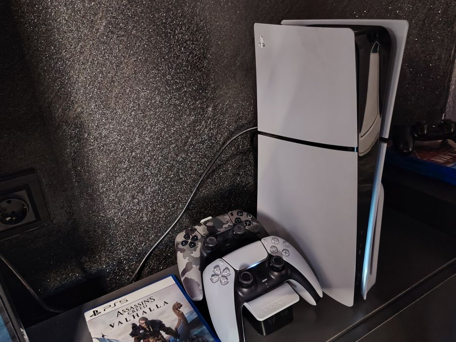 Playstation 5 Slim 1 TB nou