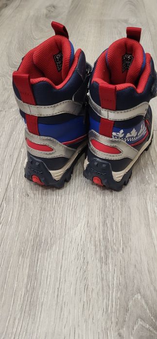 Зимни ботуши Geox водоустойчиви