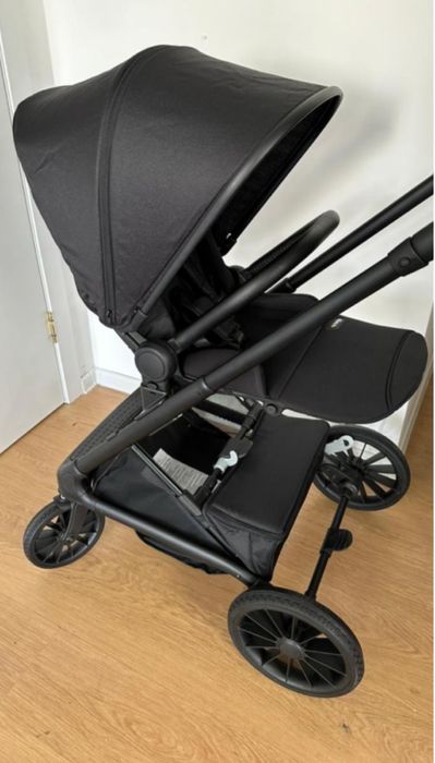 Срочно продам Коляска прогулочная Uenjoy Atmos
