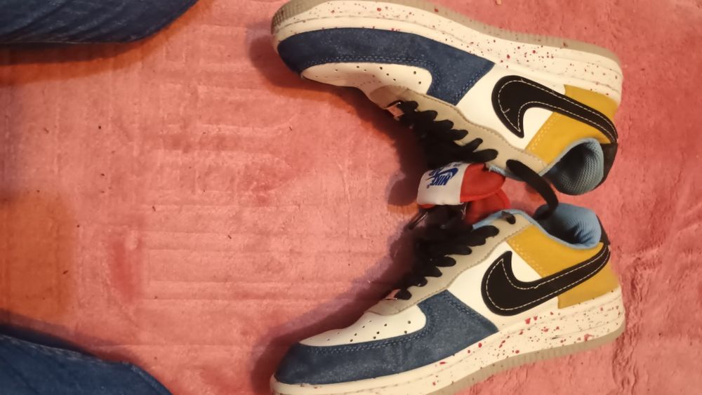 Маратонки nike 4-ви номер