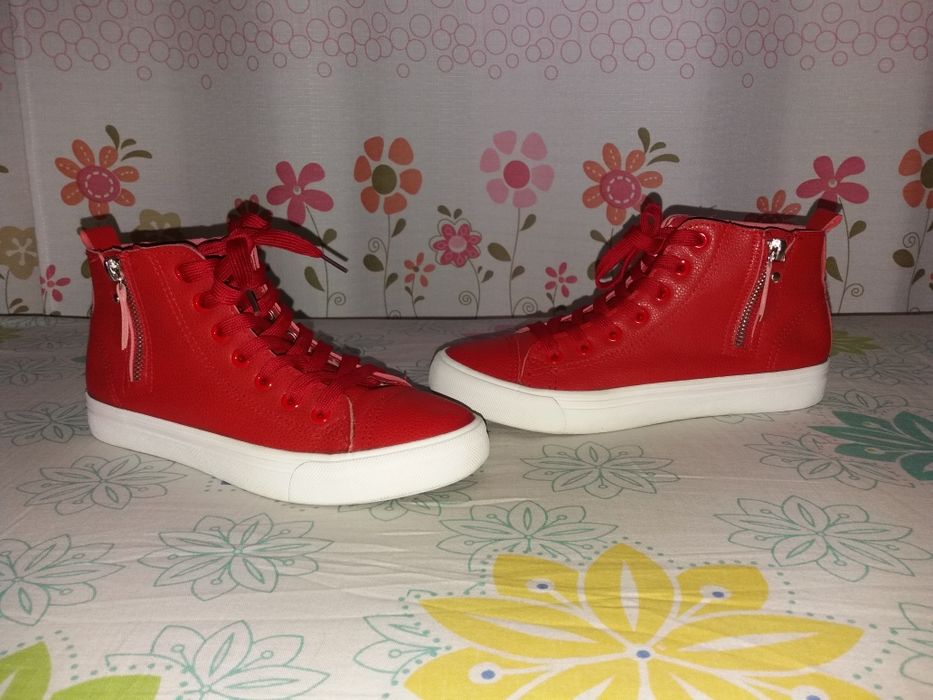 Кеды кожанные 25 000