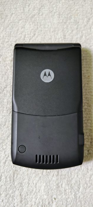 V3 negru by Motorola