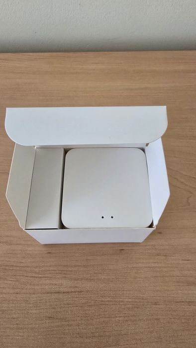Hub inteligent Zigbee 3.0, Relee Sonoff Wi-Fi