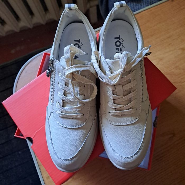 Продам обувь новую и б/у