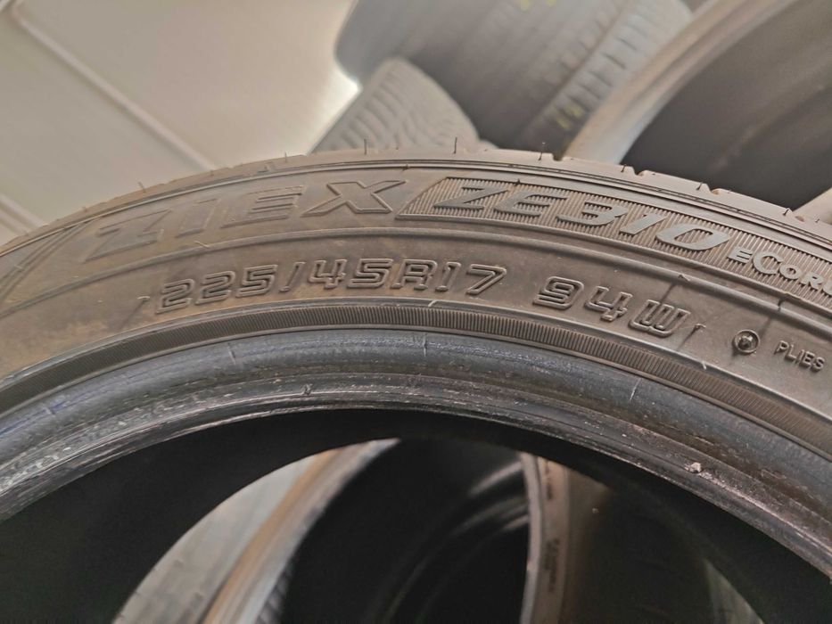 2бр. летни гуми 225/45/17 Falken