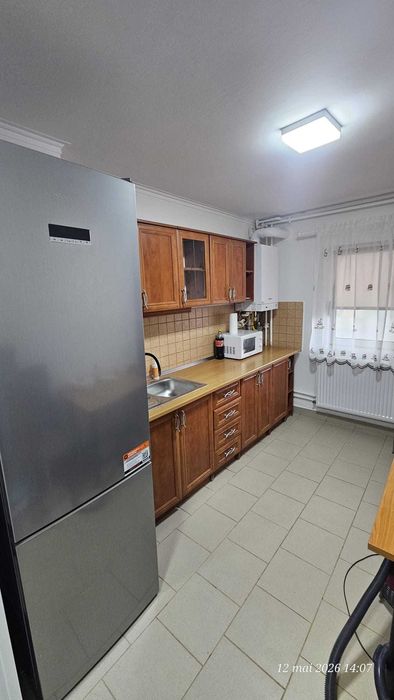 Proprietar inchiriez apartament