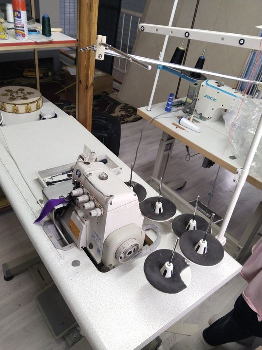Швейный машина.Оверлок JACK, Срочно!
