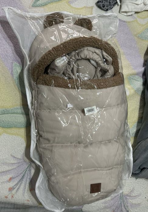 Конверт и комбинезон