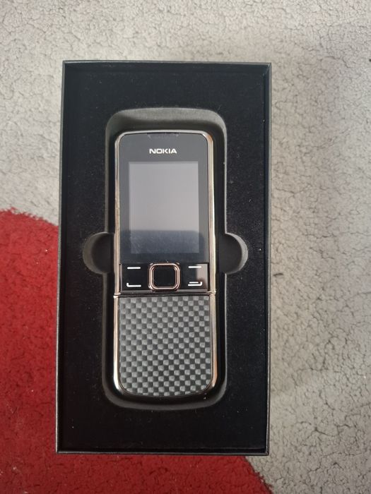 Продам 8800 Carbon