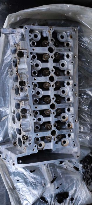 Глава от BMW X1 e84 2012 г. 143к.с. / БЕЗ ЗАБЕЛЕЖКИ /