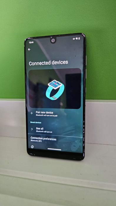 Smartphone Esential  128GB Android 14