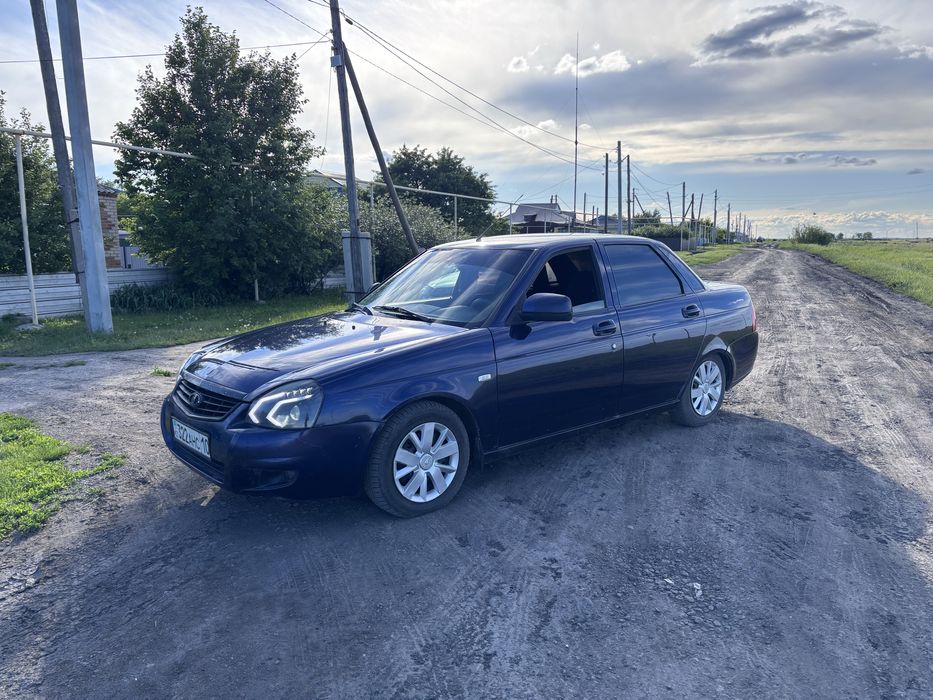 Продам приору в хорошем состояние