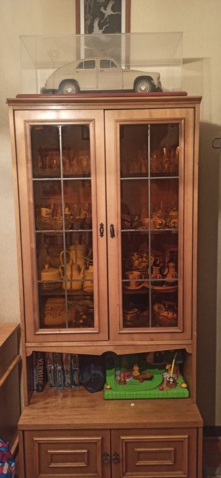 Продам стенку, классическая