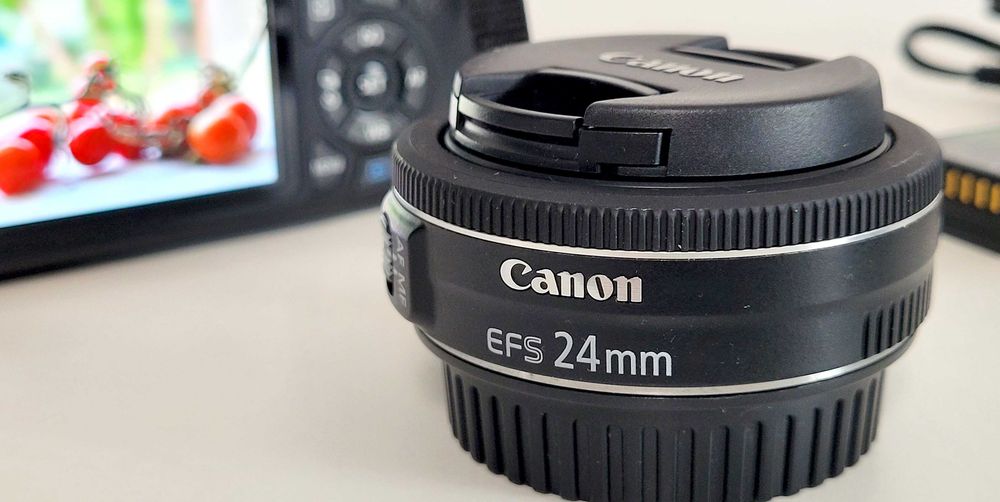 Canon EOS 1200D + Obiectiv 18-55mm + 24mm F/2.8