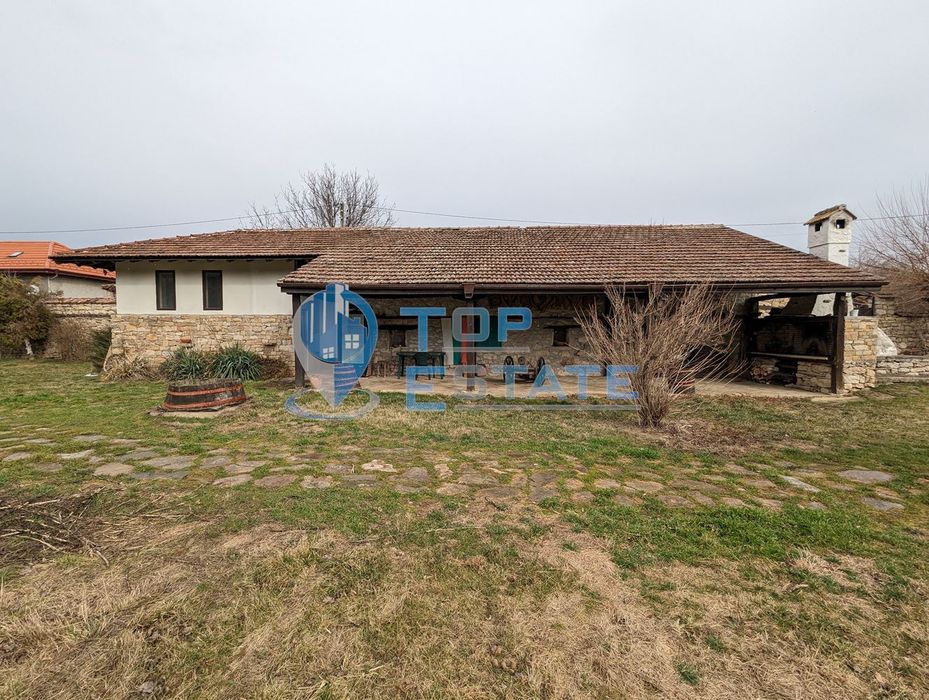 Продава се Къща в с. Емен, Област Велико Търново - 300 кв.м за 1030 €/кв.м - Снимка #8