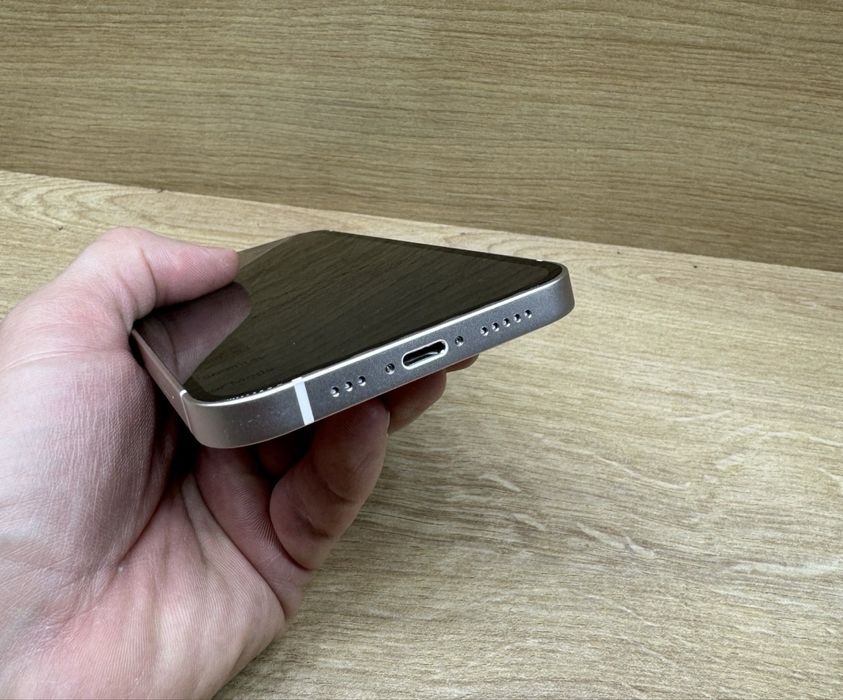 iPhone 12 impecabil cu 92% Bateria