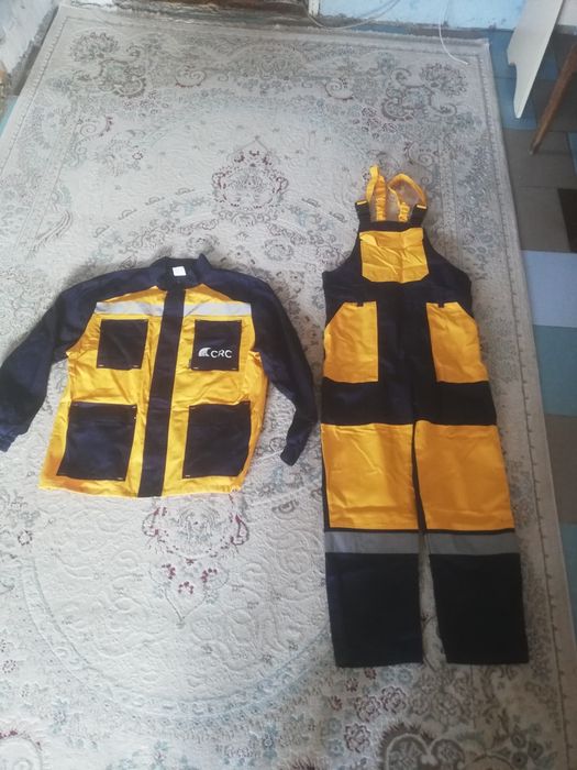 Спец костюм 52 - 54.