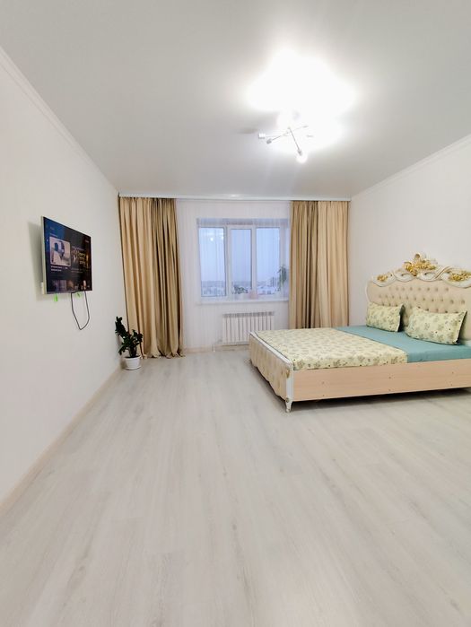 1 ком по суточно Батыс 10.000