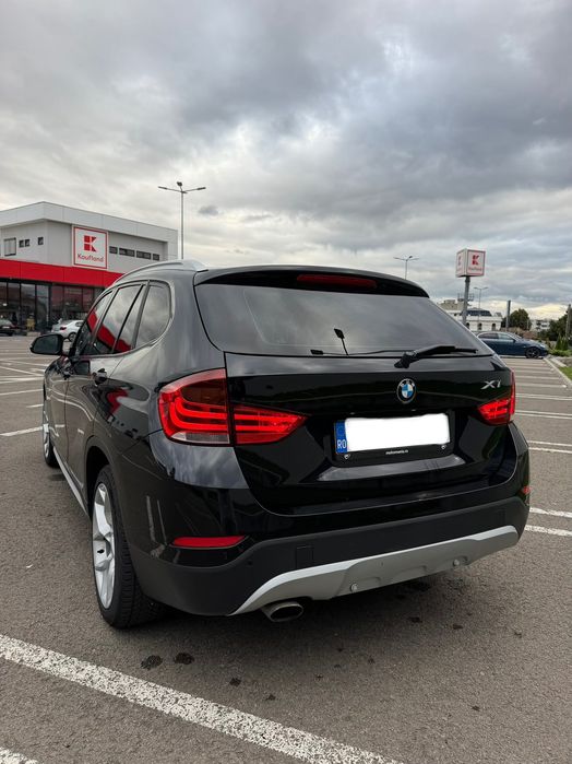 Vand BMW  X1 2013