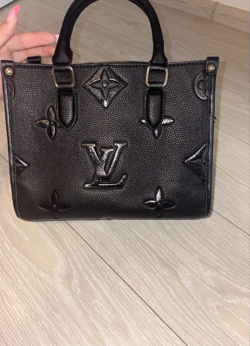 geanta Luis Vuitton