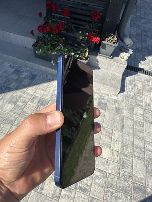 Samsung Galaxy S 25