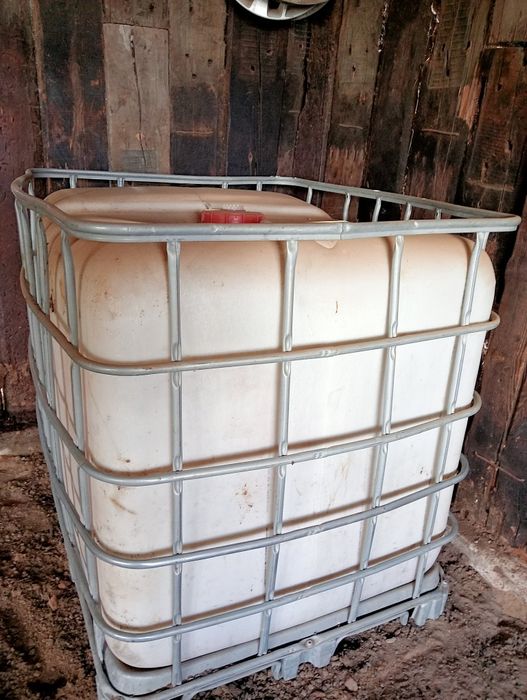 Пластик бочка 1 тонналык