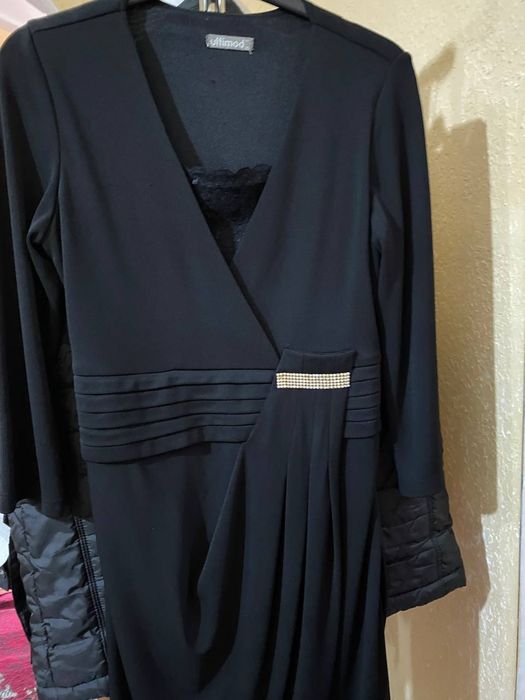 Женская одежда платья