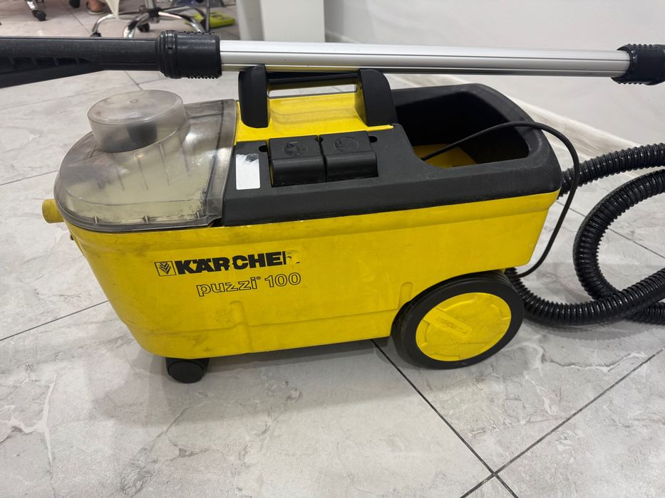 Продаю супер мощный моющий пылесос Karcher
