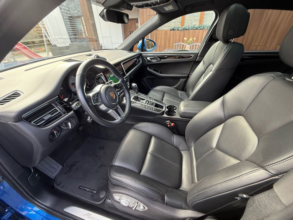Porsche Macan  S