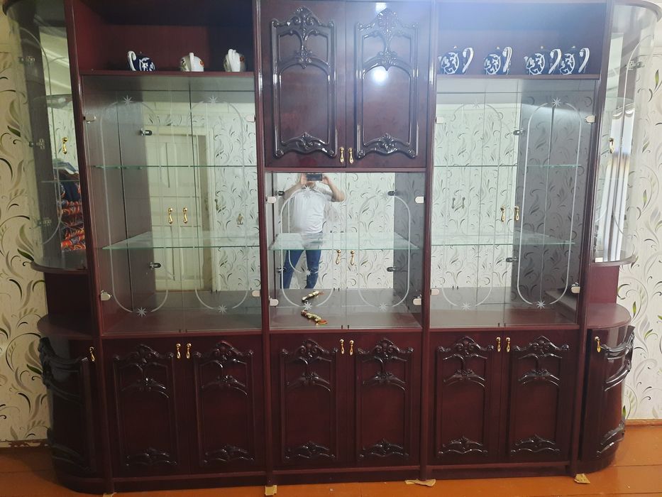 Стенка сотилади.