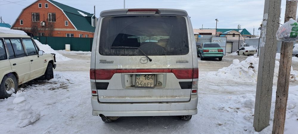 Минивэн праворульный