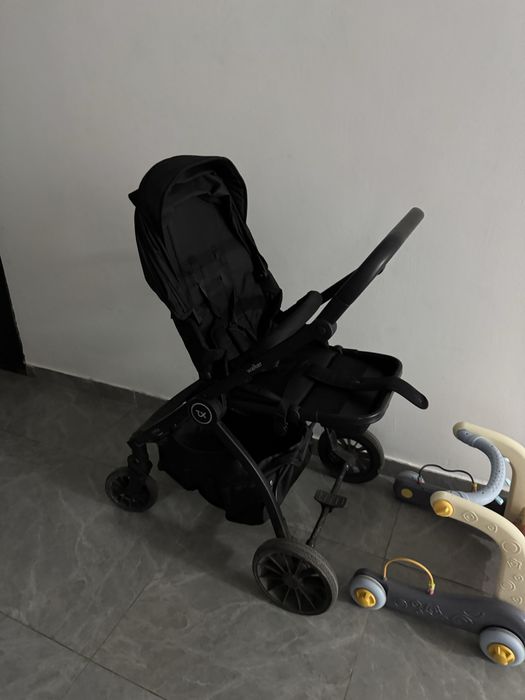 Коляска прогулочная Tomix walker