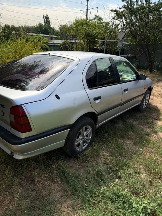 Продам Nissan в хорошем состояние