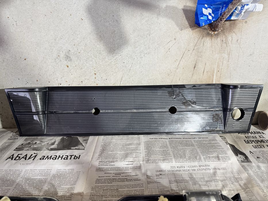 Хелла Дарки бмв е34