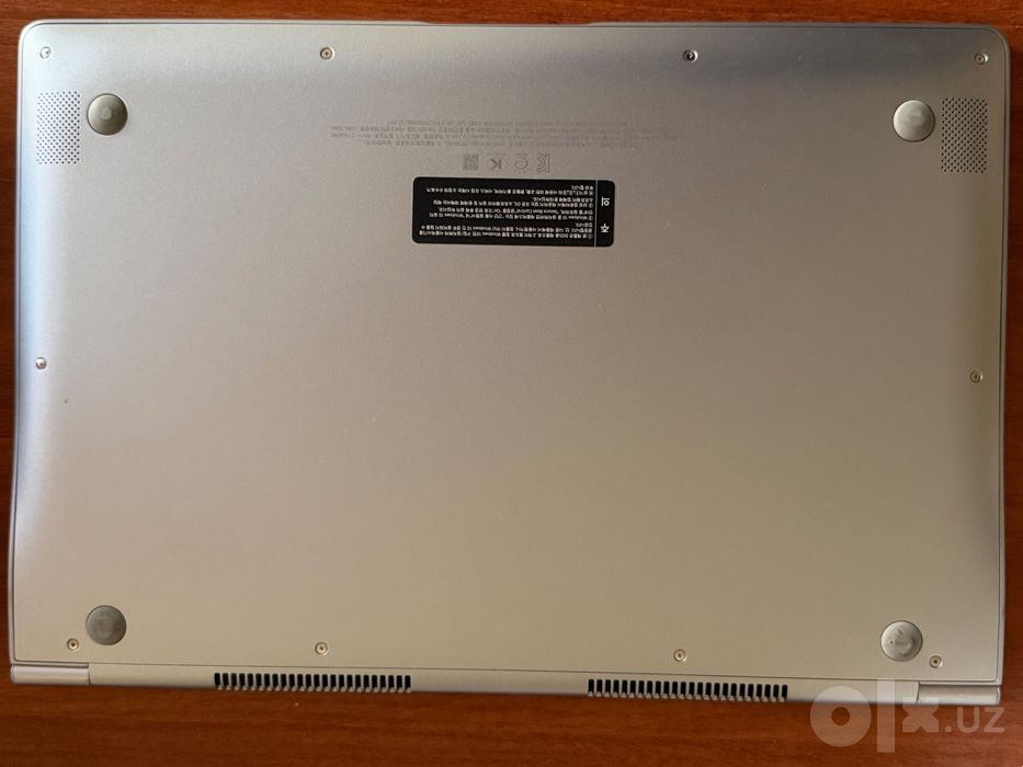 Samsung ноутбук NT900X5W