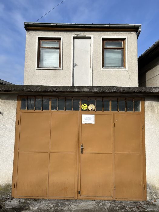 Vanzare garaj Deva str.Pietroasa