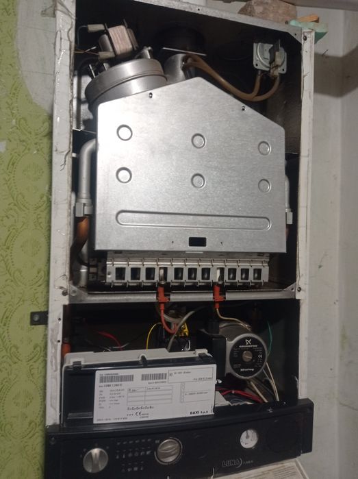 Продавам  Газов котел 24kw