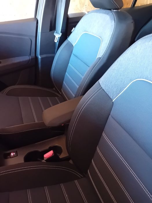 Vând dacia logan  journey facelift.1.0 tce 100cp BENZINĂ. Unic proprietar  ,  2026,   .Garanție 3 ani de fabrică